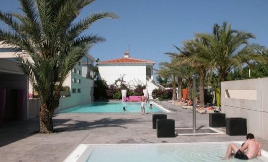 Apartamentos Kiko Park