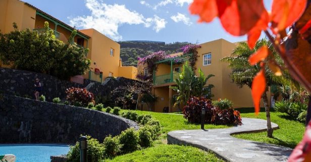 Apartamentos La Caleta