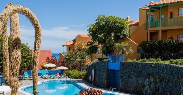 Apartamentos La Caleta
