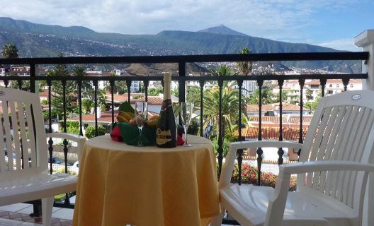 Apartamentos La Carabela