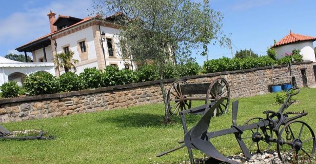 Apartamentos La Casona De La Roza