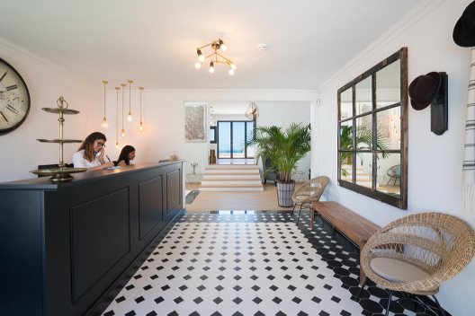 Apartamentos La Concha Boutique