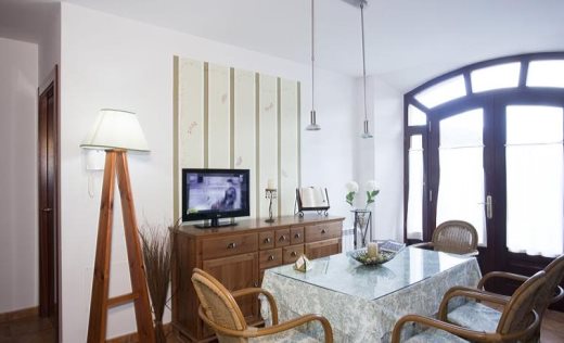 Apartamentos La Fonda De Bustio