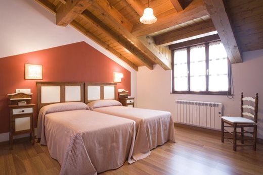 Apartamentos La Fonda De Bustio