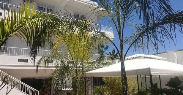 Apartamentos La Mundial