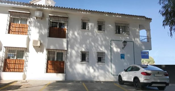 Apartamentos La Mundial