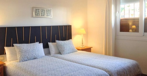 Apartamentos La Mundial
