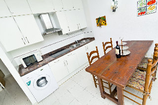 Apartamentos La Racona