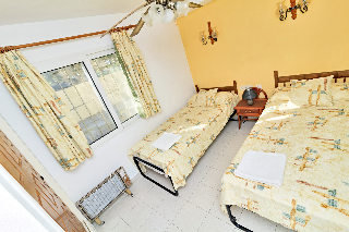 Apartamentos La Racona