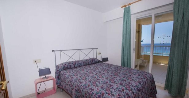 Apartamentos La Reina