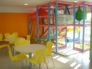 Apartamentos Lagos Del Castillo 3000