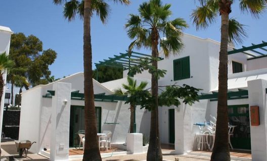 Apartamentos Las Acacias