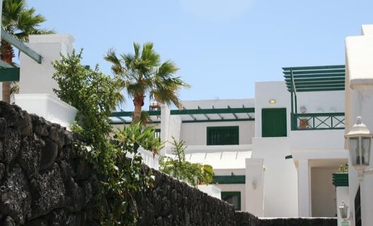 Apartamentos Las Acacias