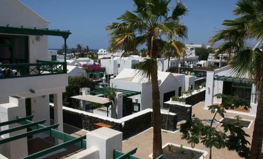 Apartamentos Las Acacias