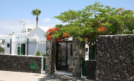 Apartamentos Las Acacias