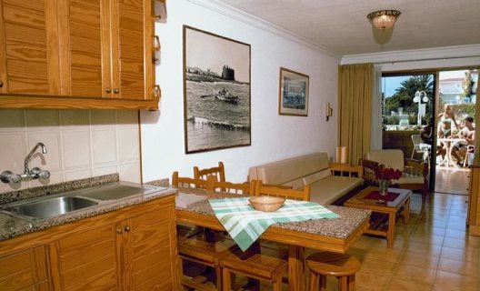 Apartamentos Las Algas