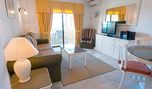 Apartamentos Las Mimosas Beach Club