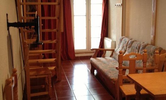 Apartamentos Las Tuyas 3000