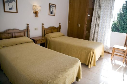 Apartamentos Leo