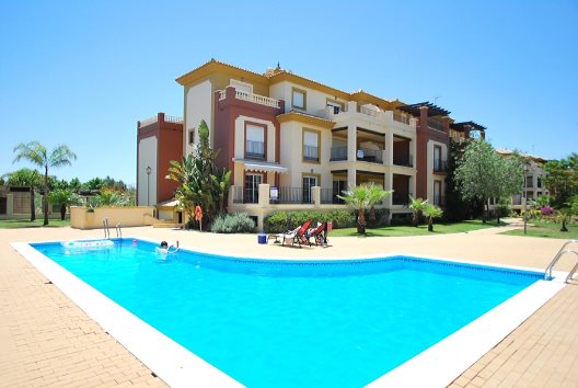 Apartamentos Leo Canela Golf
