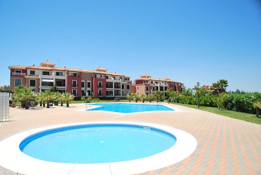 Apartamentos Leo Canela Golf