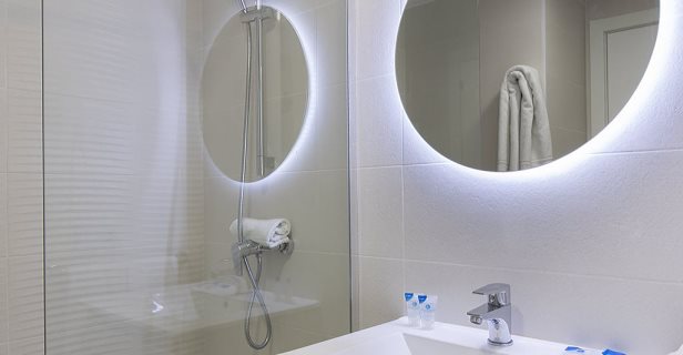 Apartamentos Levante Beach