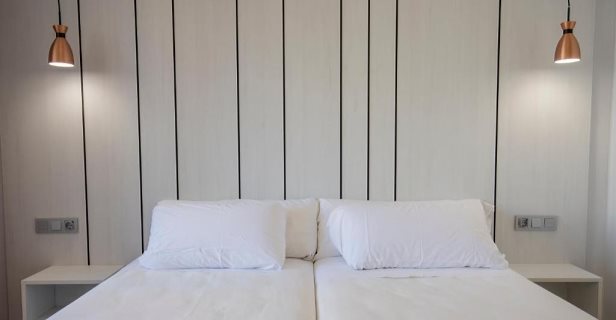 Apartamentos Levante Beach