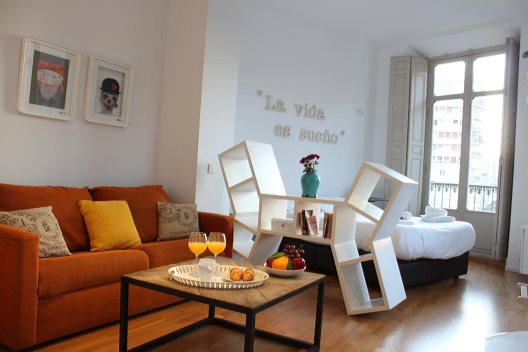 Apartamentos Life Calderon