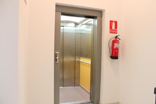 Apartamentos Life Calderon