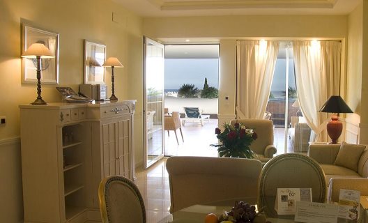 Apartamentos Livescape Guadalpin