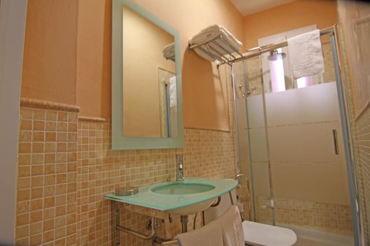 Apartamentos Living Sevilla Garcia De Vinuesa