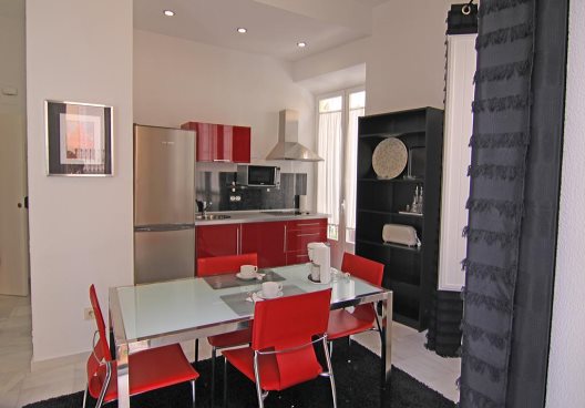 Apartamentos Living Sevilla Garcia De Vinuesa