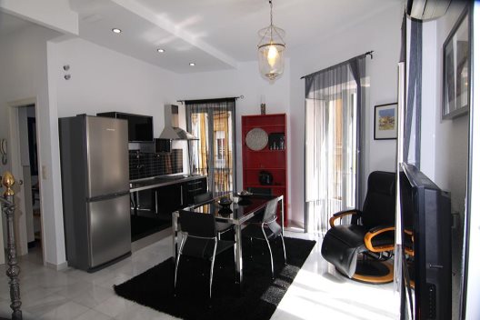 Apartamentos Living Sevilla Garcia De Vinuesa