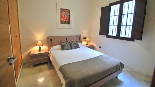 Apartamentos Living Sevilla Lumbreras