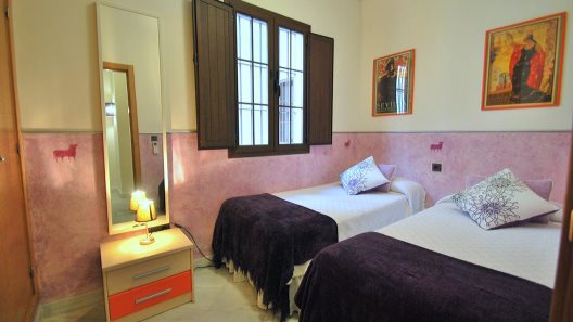 Apartamentos Living Sevilla Lumbreras