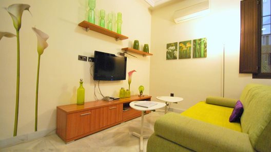 Apartamentos Living Sevilla Lumbreras
