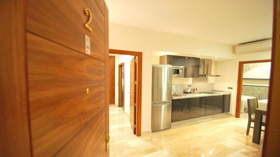 Apartamentos Living Sevilla Maestranza