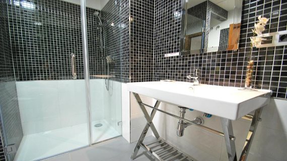 Apartamentos Living Sevilla Maestranza