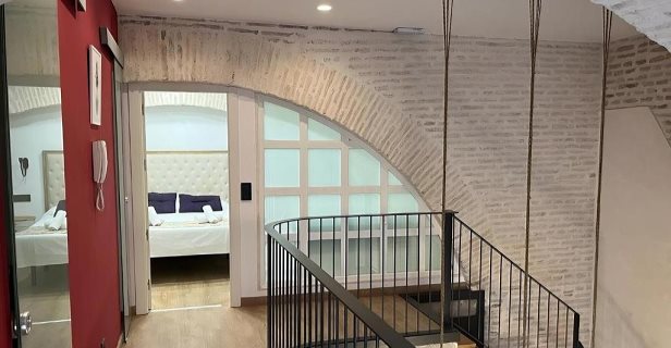 Apartamentos Living Sevilla Maestranza