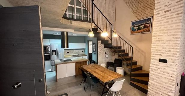 Apartamentos Living Sevilla Maestranza