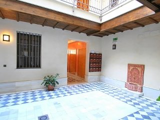 Apartamentos Living Sevilla San Lorenzo
