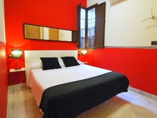 Apartamentos Living Sevilla San Lorenzo