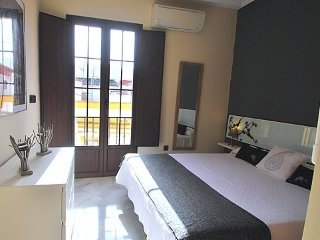 Apartamentos Living Sevilla San Lorenzo