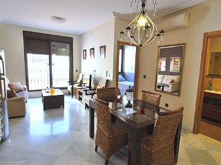 Apartamentos Living Sevilla San Lorenzo
