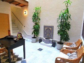 Apartamentos Living Sevilla San Lorenzo