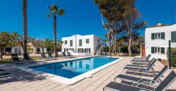 Apartamentos Llebeig