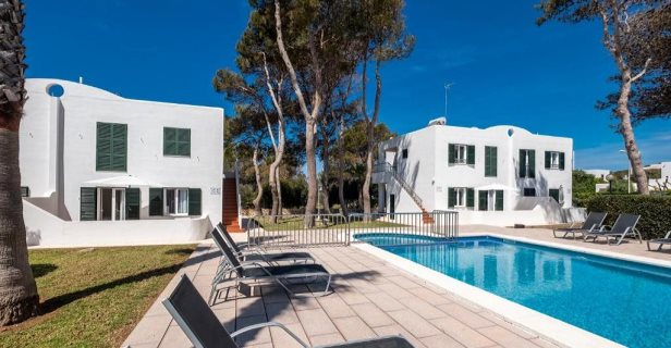 Apartamentos Llebeig