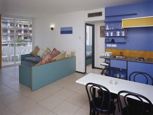 Apartamentos Lloret Sun