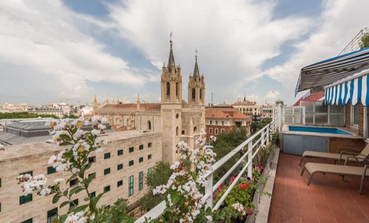Apartamentos Los Jeronimos