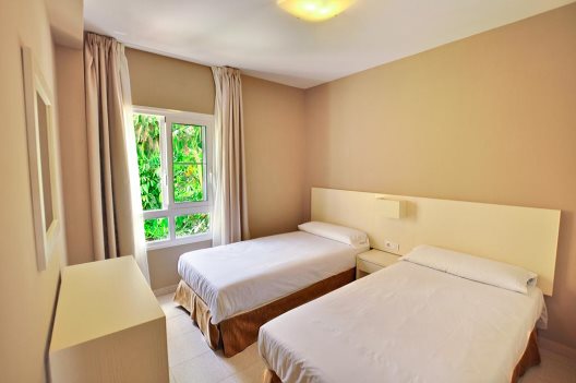 Apartamentos Los Olivos Beach Resort
